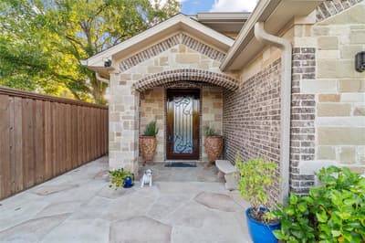 1006 Manning Street, Grand Prairie TX 75051
