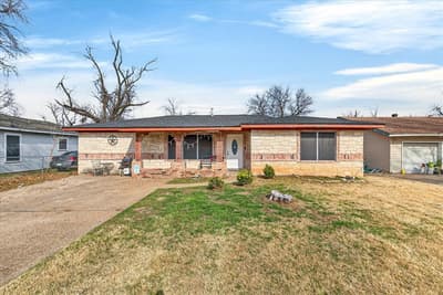 1115 Fisher Street, Bellmead TX 76705