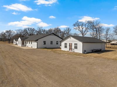 236 CR 2391 # 1, Pickton TX 75471 - Photo 3