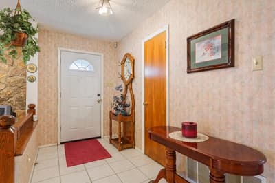 646 Winding Oaks, Waco TX 76705 - Photo 4
