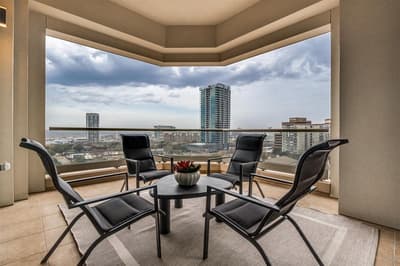 2300 Wolf Street # 9C, Dallas TX 75201