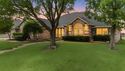 4224 Hollow Creek Court, Fort Worth TX 76008