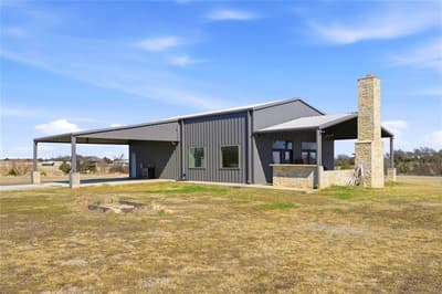 140 Turkey Farm Road, Whitesboro TX 76273