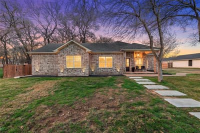 117 Lost Oaks Drive, Waco TX 76705 - Photo 3