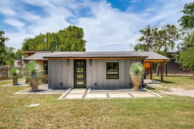 203 Evans Street, Lake Bridgeport TX 76426 - Photo 5