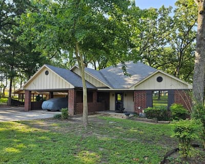 5731 N Cape Drive, Chandler TX 75758