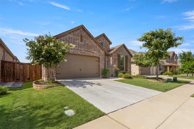 1609 Canter Court, Aubrey TX 76227 - Photo 4