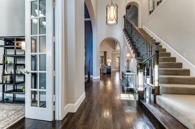 647 Fountainview Drive, Irving TX 75039 - Photo 4
