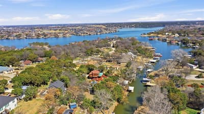1205 Comanche Cove Drive, Granbury TX 76048 - Photo 4