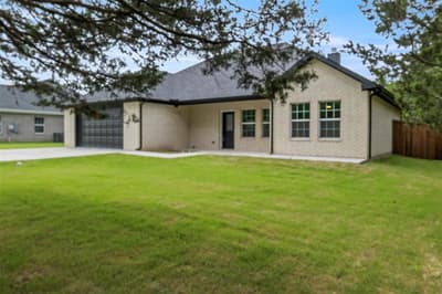 905 W Cardinal Street, Ector TX 75439 - Photo 2