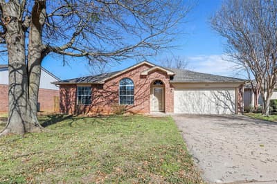 1610 Merritt Drive, Mansfield TX 76063 - Photo 2