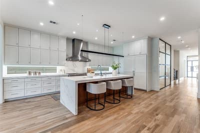 5111 W Amherst Avenue, Dallas TX 75209