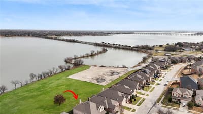 1921 Lake Front Trail, Garland TX 75043 - Photo 2