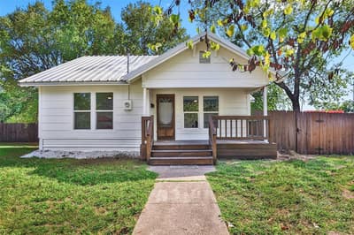 1005 N Neal Street, Commerce TX 75428