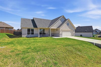 4004 Gallivant Drive, Granbury TX 76049 - Photo 4