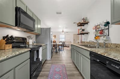 1124 N 13th Street, Waco TX 76707