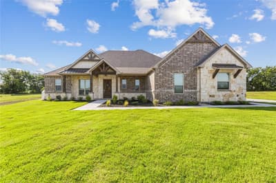 8400 Stallion Drive, Godley TX 76044