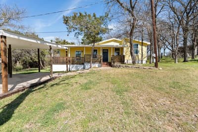 508 Lois Circle, Granbury TX 76049 - Photo 2