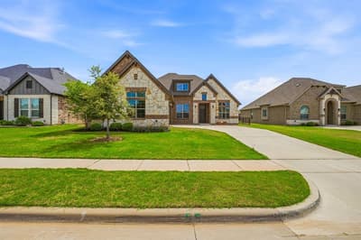 1038 Mickelson Drive, Granbury TX 76048 - Photo 5