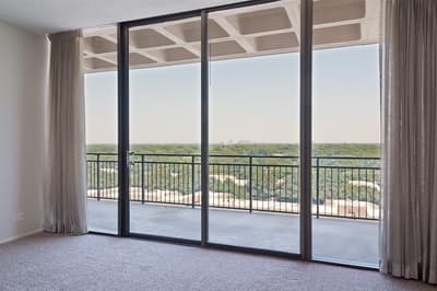 6335 W Northwest Highway # 913, Dallas TX 75225