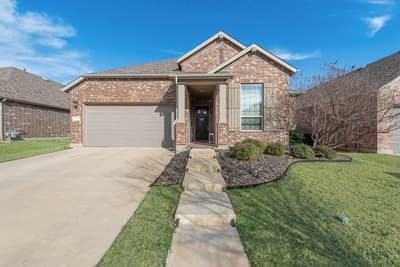 1308 E Swan Trail, Argyle TX 76226