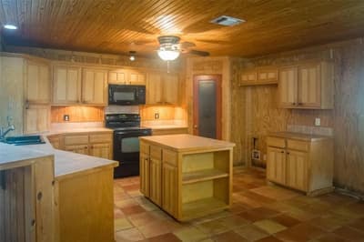 13630 N County Line Road, Ponder TX 76259 - Photo 3