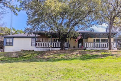173 Bosque Bend Lane, China Spring TX 76633