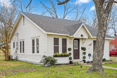 304 Texas Street, Sulphur Springs TX 75482 - Photo 2