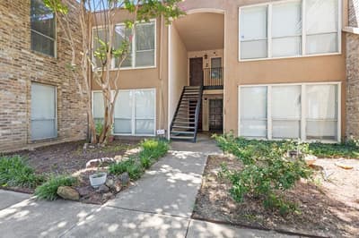 5634 Boca Raton Boulevard # 209, Fort Worth TX 76112 - Photo 5
