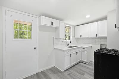 612 Henderson Circle, Garland TX 75040 - Photo 4