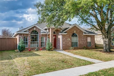 1051 Summit Park, Lewisville TX 75077 - Photo 2