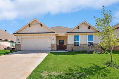 808 Feather Edge, Springtown TX 76082 - Photo 2