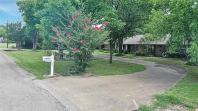 302 Wilcoxson Street, Farmersville TX 75442 - Photo 2