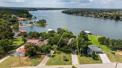 1308 Comanche Cove Court, Granbury TX 76048 - Photo 3