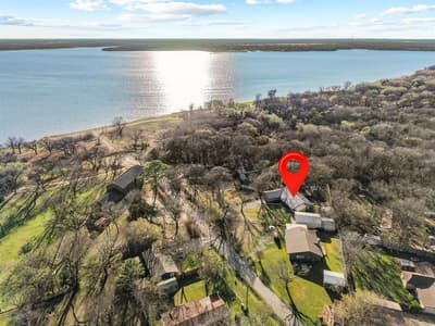 1053 Paradise Cove Road, Pottsboro TX 75076