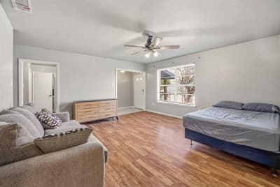 582 W College Street, Stephenville TX 76401 - Photo 5