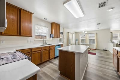 4706 Creekview Lane, Balch Springs TX 75180