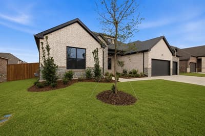 709 Allison Drive, Van Alstyne TX 75495 - Photo 2