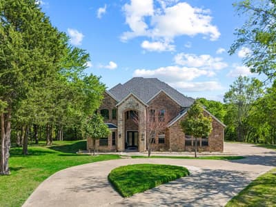 1559 Cypress Bend Drive, Cedar Hill TX 75104 - Photo 2