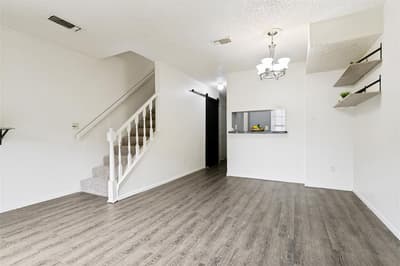 634 W Collins Street, Denton TX 76201 - Photo 4