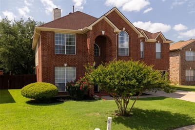 5732 Chelmsford Trail, Arlington TX 76018