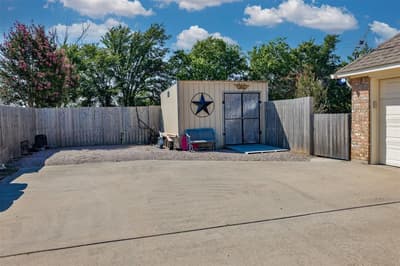 2424 Jolinda Lane, Whitesboro TX 76273 - Photo 5