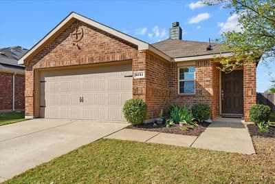 8741 Sierra Trail, Cross Roads TX 76227