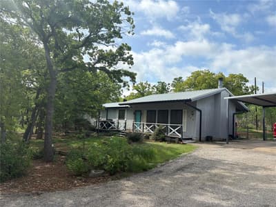 345 salisbury Street, Jacksboro TX 76458