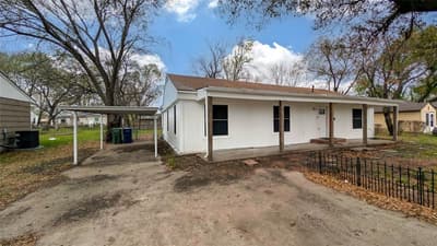 1425 W Walnut Street, Garland TX 75042 - Photo 2