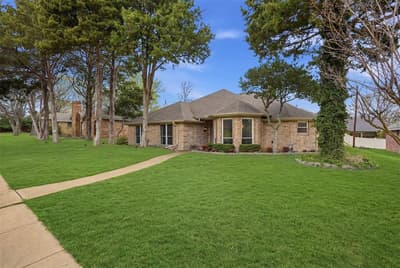 411 Whispering Hills Drive, Duncanville TX 75137