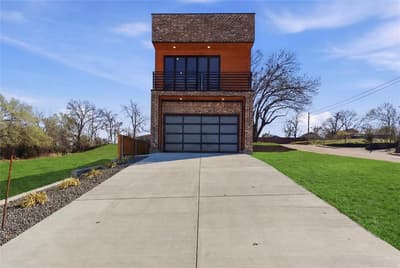 1402 Hutchins Avenue, Dallas TX 75203
