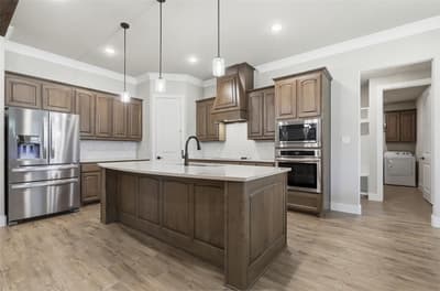 2021 Crystal Palace Boulevard, Alvarado TX 76009 - Photo 2