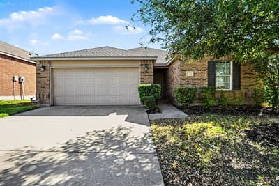 2328 Canchim Street, Fort Worth TX 76131