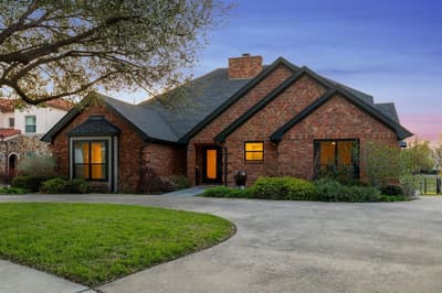 2636 Brookside Drive, Irving TX 75063